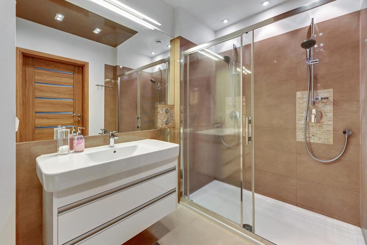 グダニスクApartament Szafarnia Waterline, Marinaアパートメント エクステリア 写真